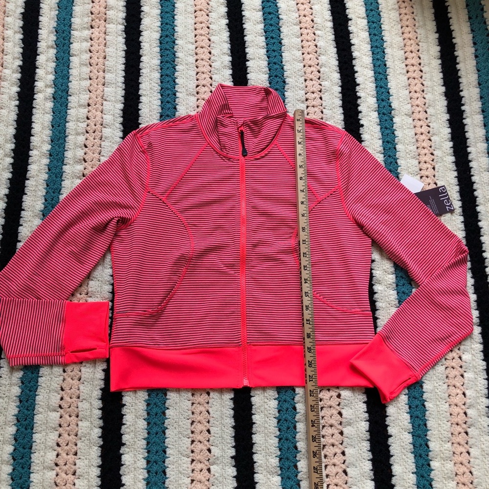 Zella 'On Point' Crop Active Jacket Bright Coral - Picture 4 of 8
